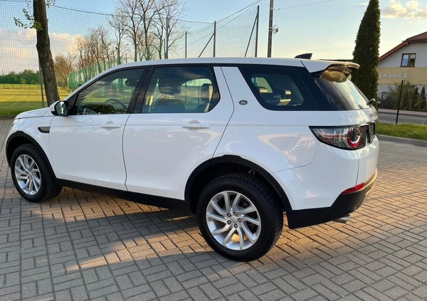 Land Rover Discovery Sport cena 81900 przebieg: 119000, rok produkcji 2017 z Pińczów małe 137